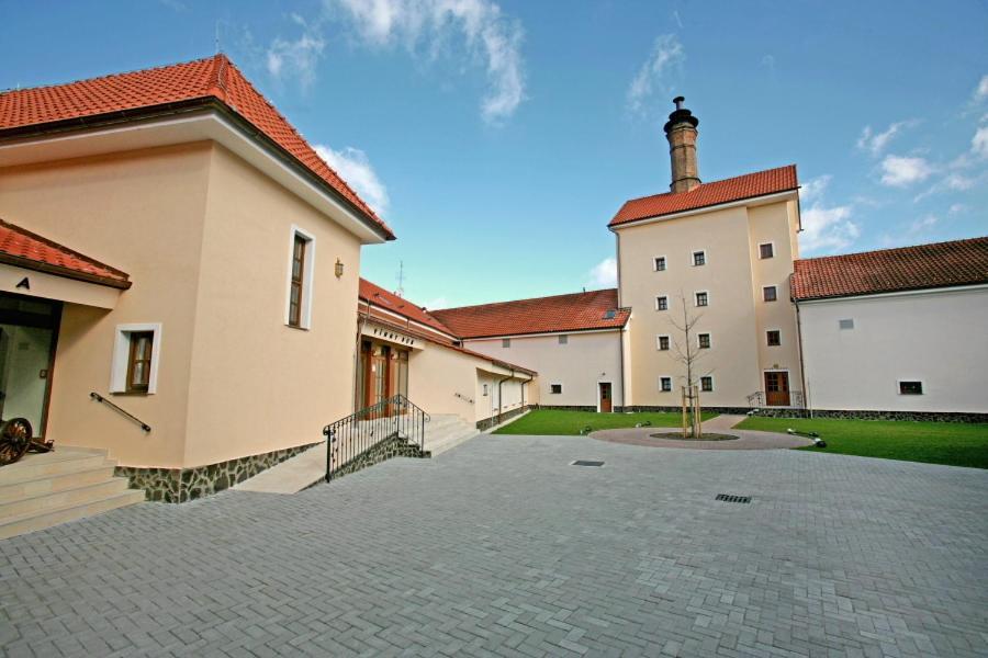 Chateau Krakovany Dış mekan fotoğraf