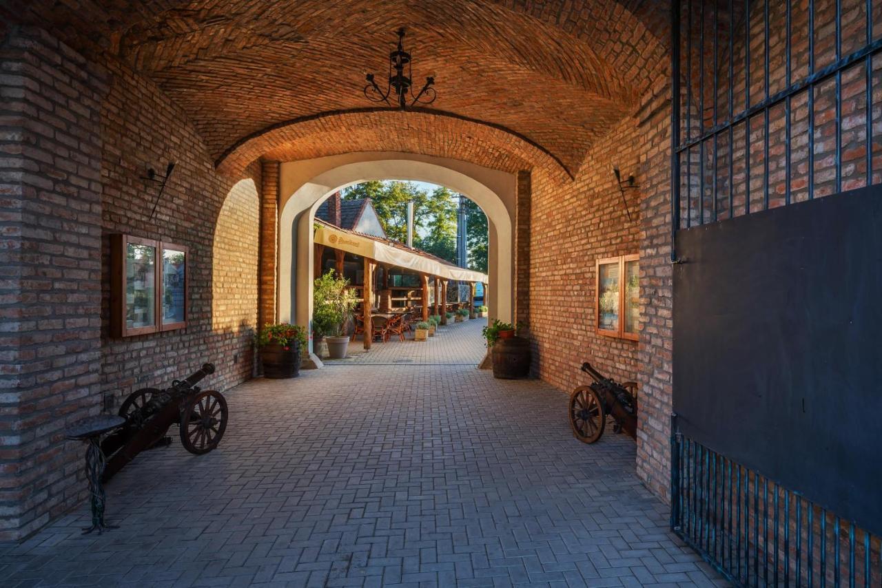 Chateau Krakovany Dış mekan fotoğraf